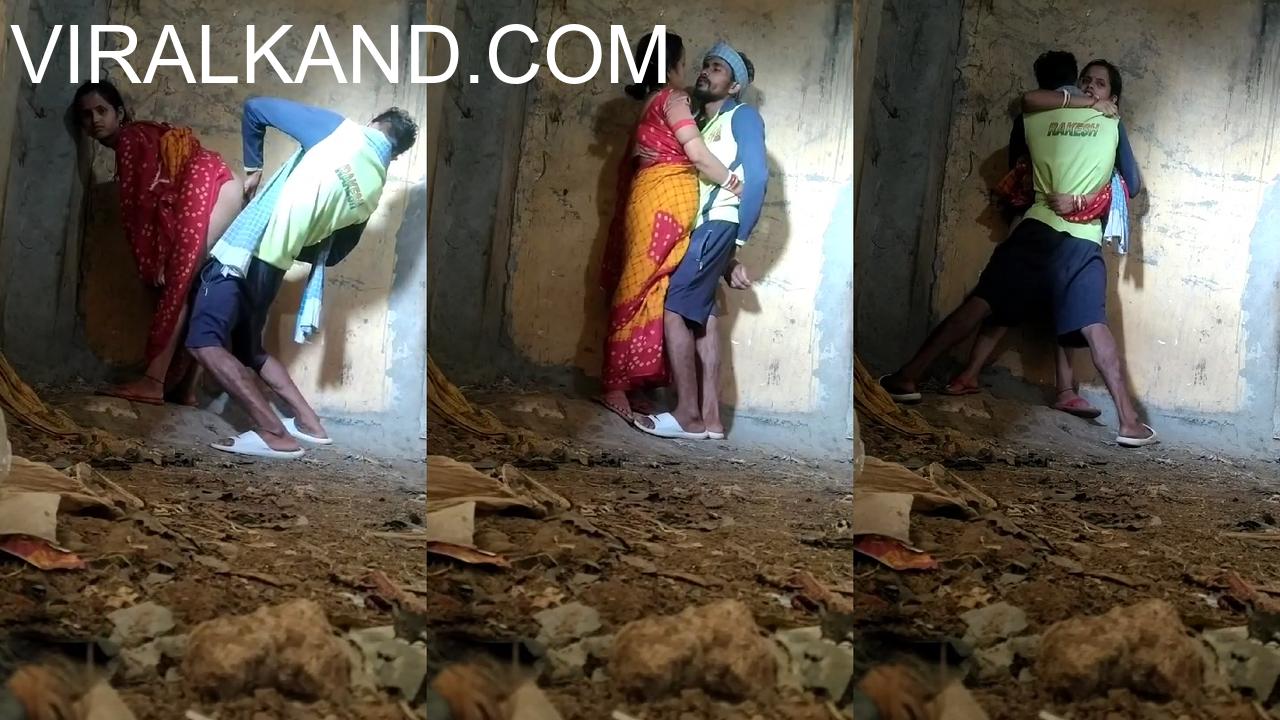 Gaon Ki Bhabhi Ki Khade Khade Chudai Ki Uske Lover Ne